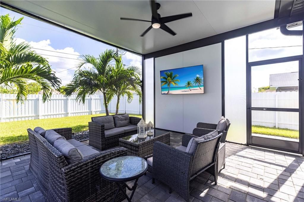 Image 28 of property listing at 1005 NE 9th TER, Cape Coral, FL 33909