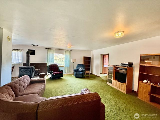 348 Hatley Gulch Road, Dayton, WA 99328