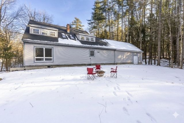 583 Burt Hill, Winchester, NH 03470