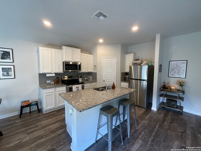 2118 SILVER MAPLE, New Braunfels, TX 78130