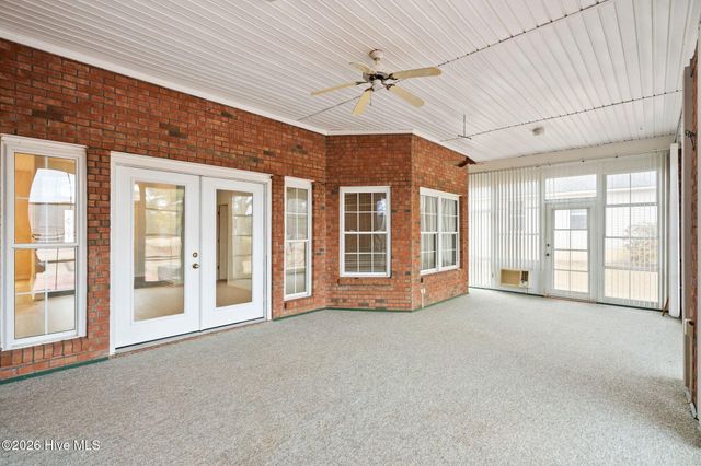 5917 Santo Domingo Court, New Bern, NC 28560