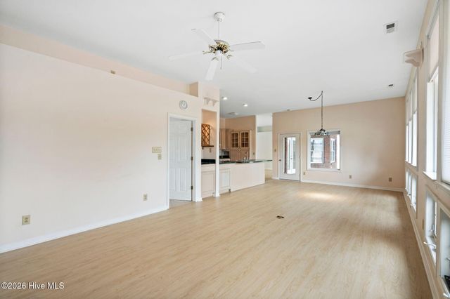 5917 Santo Domingo Court, New Bern, NC 28560