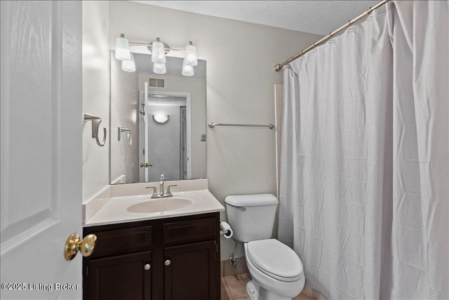 4828 Westmar Terrace 6, Louisville, KY 40222