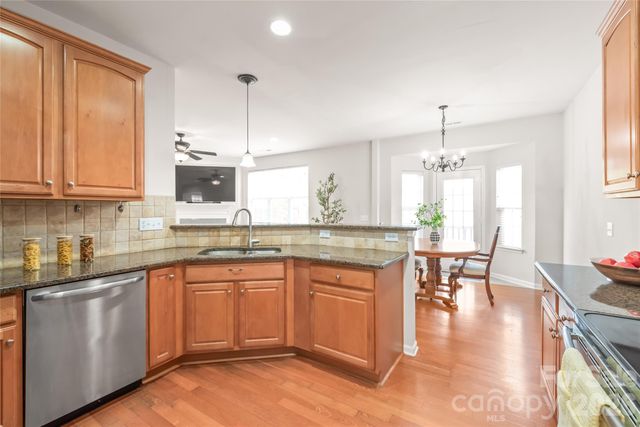 17231 Westmill Lane, Charlotte, NC 28277