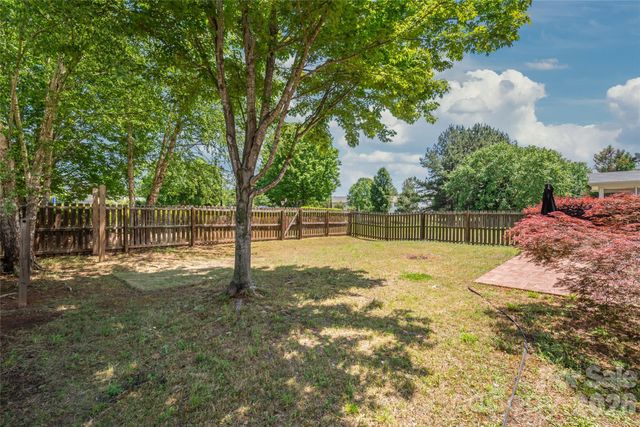 17231 Westmill Lane, Charlotte, NC 28277