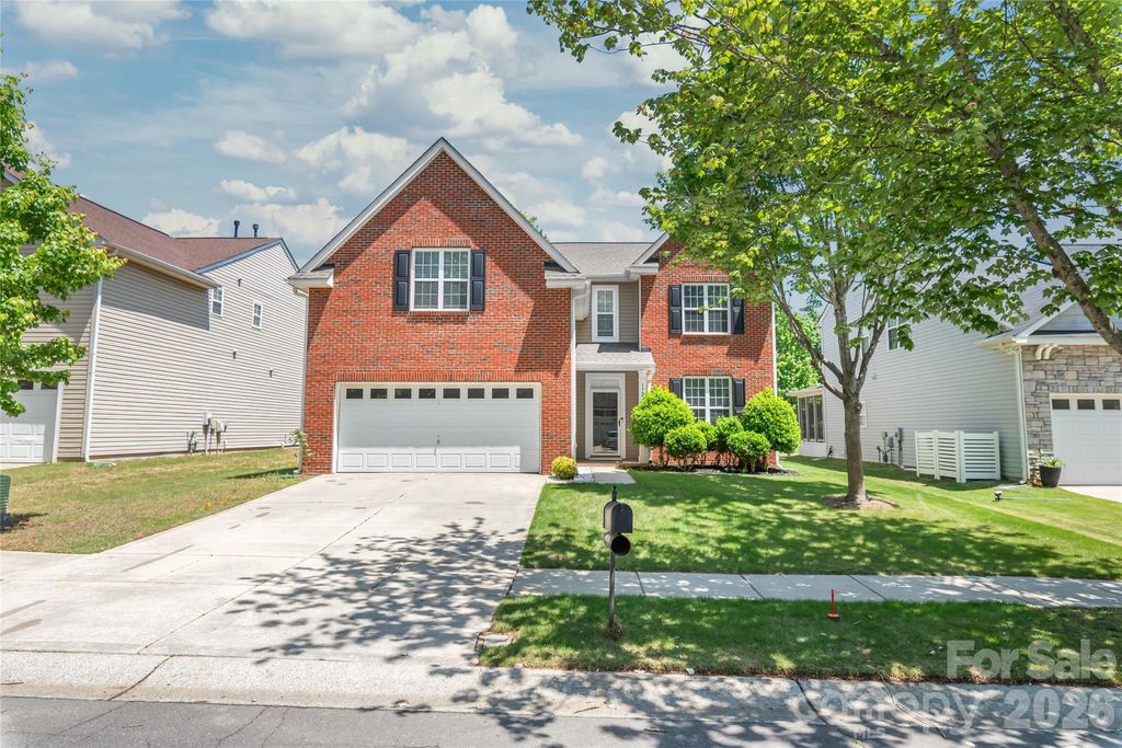 17231 Westmill Lane, Charlotte, NC 28277