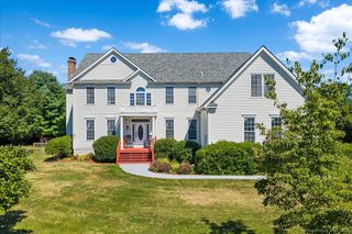 23 Whaling Drive, Waterford, CT 06385