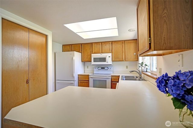 740 Commodore Lane, Camano Island, WA 98282