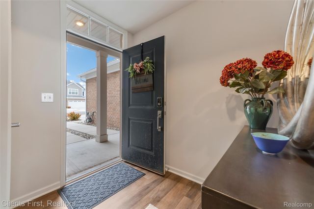 8689 Grove Street, Washington Township, MI 48094