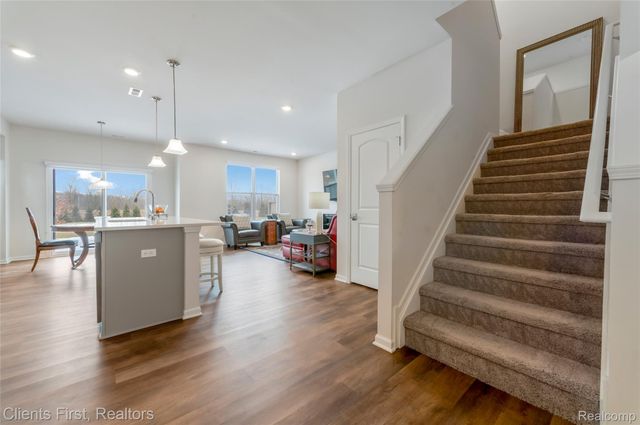 8689 Grove Street, Washington Township, MI 48094