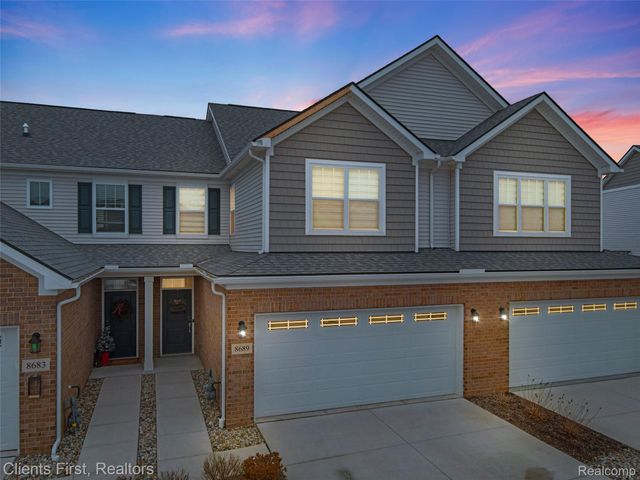 8689 Grove Street, Washington Township, MI 48094