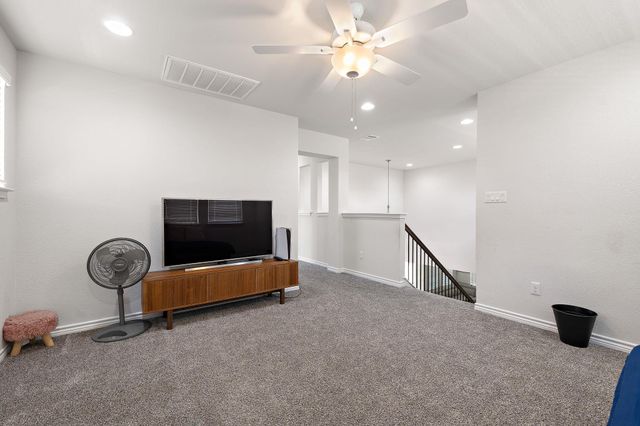 109 Broken Oak DR, Liberty Hill, TX 78642