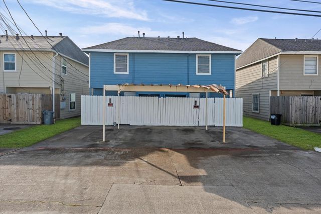 12208 Ormandy Street, Houston, TX 77085