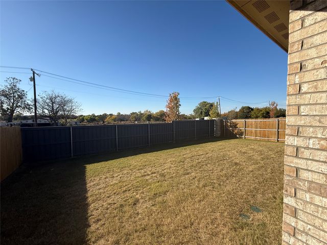1108 FlameLeaf Drive, Princeton, TX 75407
