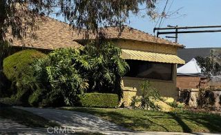 10815 S Hoover, Los Angeles, CA 90044