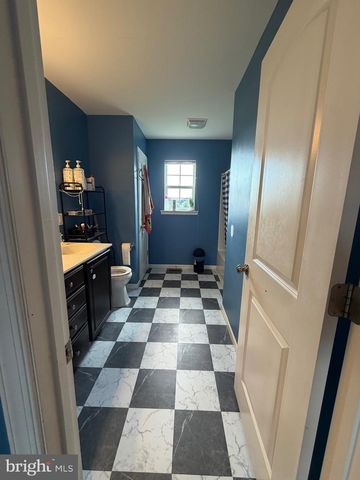 104 BELLOWS DR, Carlisle, PA 17015