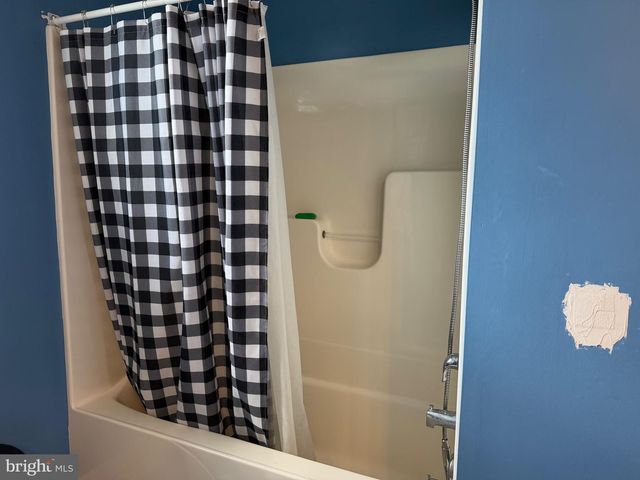 104 BELLOWS DR, Carlisle, PA 17015