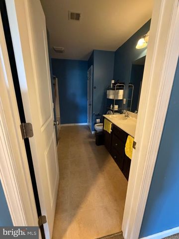 104 BELLOWS DR, Carlisle, PA 17015