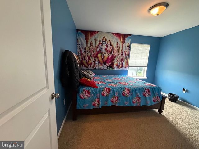 104 BELLOWS DR, Carlisle, PA 17015