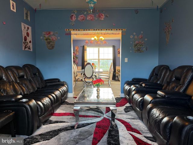 104 BELLOWS DR, Carlisle, PA 17015