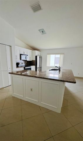 10420 SW 24th Ct, Miramar, FL 33025
