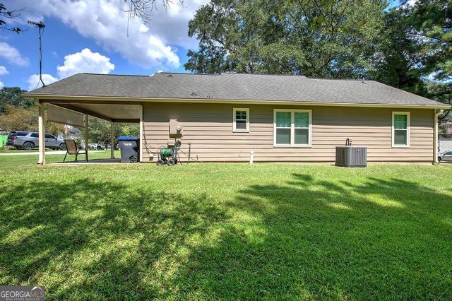 589 Linda Ln, Powder Springs, GA 30127