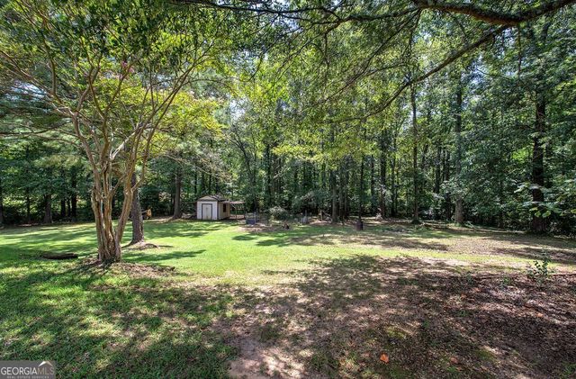 589 Linda Ln, Powder Springs, GA 30127