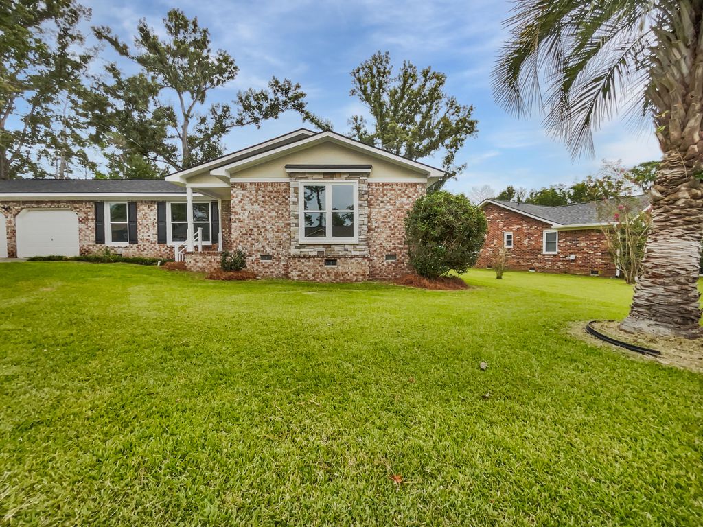 218 Lodgepole Road, Ladson, SC 29456