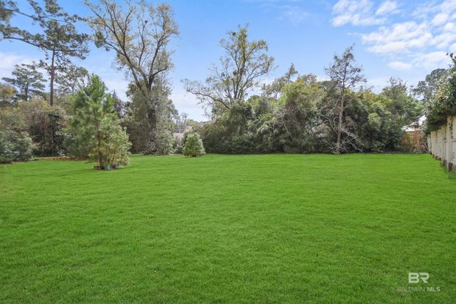 110 Fig Avenue, Fairhope, AL 36532