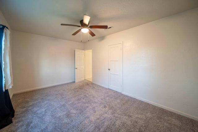 707 W Sonora Avenue, Tulare, CA 93274