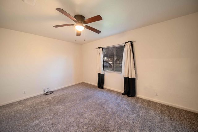 707 W Sonora Avenue, Tulare, CA 93274