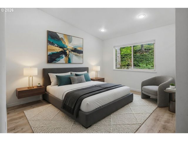 1397 BONNIEBRAE Dr, Lake Oswego, OR 97034