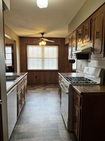 3472 CASTLEMAN ST, Memphis, TN 38118