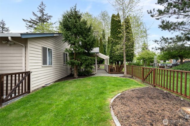 2301 30th Street, Anacortes, WA 98221