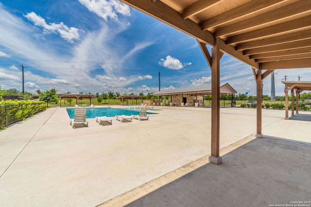 100 Jessica Knoll, San Antonio, TX 78253