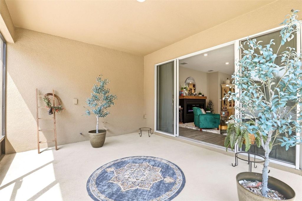 Image 24 of property listing at 5256 MEADOW SONG DRIVE, Okahumpka, FL 34762