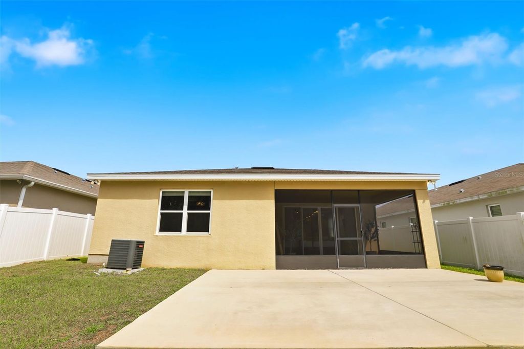 Image 29 of property listing at 5256 MEADOW SONG DRIVE, Okahumpka, FL 34762