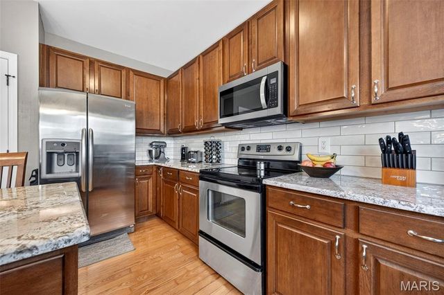 42 Riverdell Court, Wentzville, MO 63385