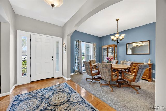 42 Riverdell Court, Wentzville, MO 63385