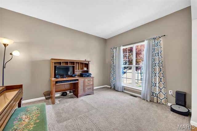 42 Riverdell Court, Wentzville, MO 63385