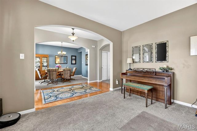 42 Riverdell Court, Wentzville, MO 63385