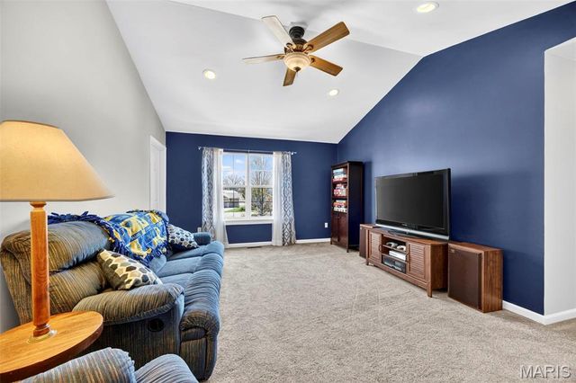 42 Riverdell Court, Wentzville, MO 63385