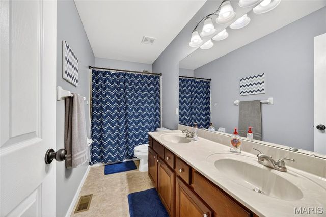 42 Riverdell Court, Wentzville, MO 63385