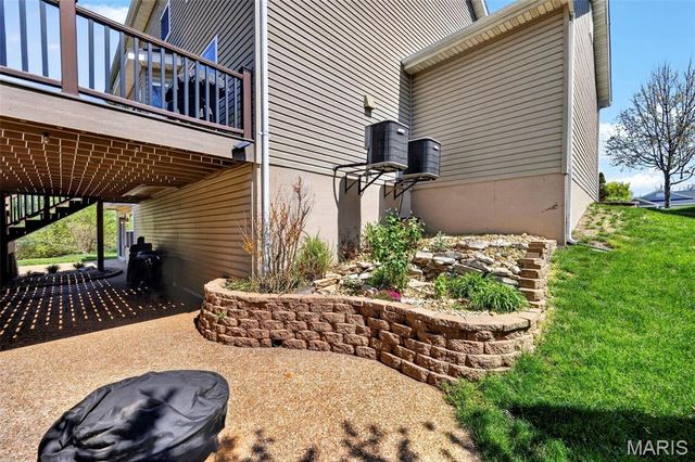 42 Riverdell Court, Wentzville, MO 63385
