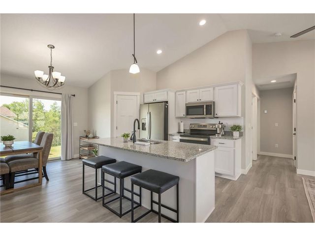 844 Jack Pine Trail, Somerset, WI 54025