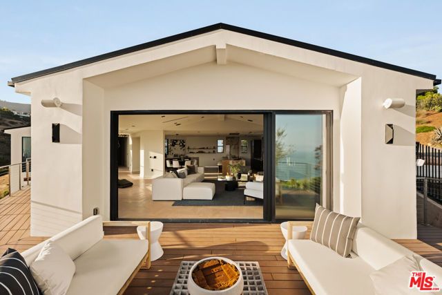 5877 Trancas Canyon Road, Malibu, CA 90265
