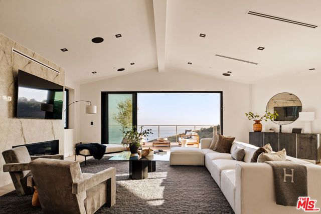 5877 Trancas Canyon Road, Malibu, CA 90265