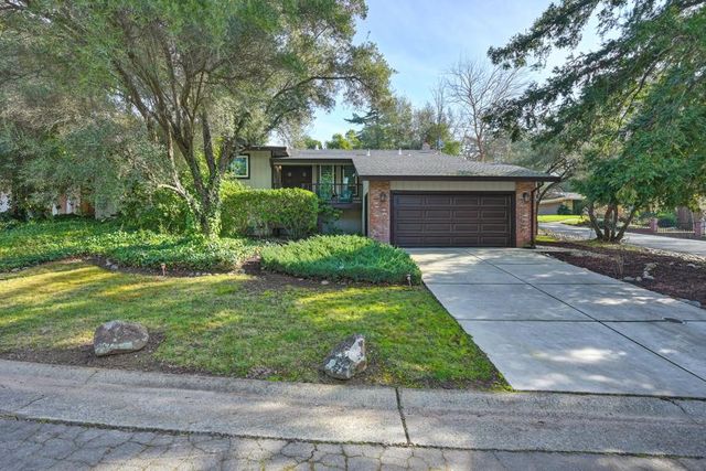 4900 Stonewood Ct, Fair Oaks, CA 95628