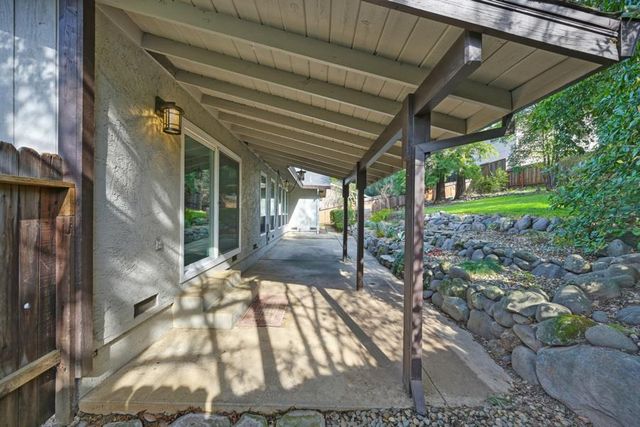 4900 Stonewood Ct, Fair Oaks, CA 95628