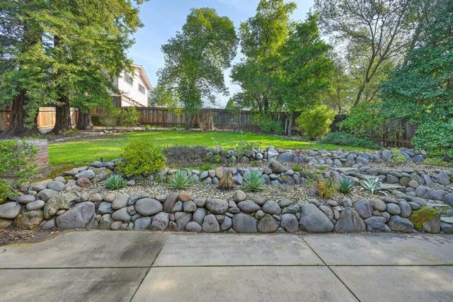 4900 Stonewood Ct, Fair Oaks, CA 95628